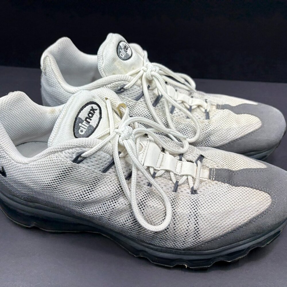 Nike Men's Air Max Dynamic Flywire Sneakers Shoes White Gray - US 11
